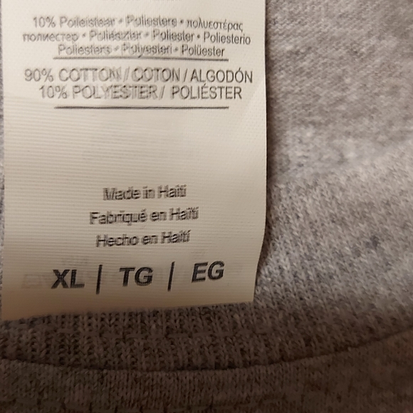 NWOT Men's Graphic Tee - Picture 6 of 9